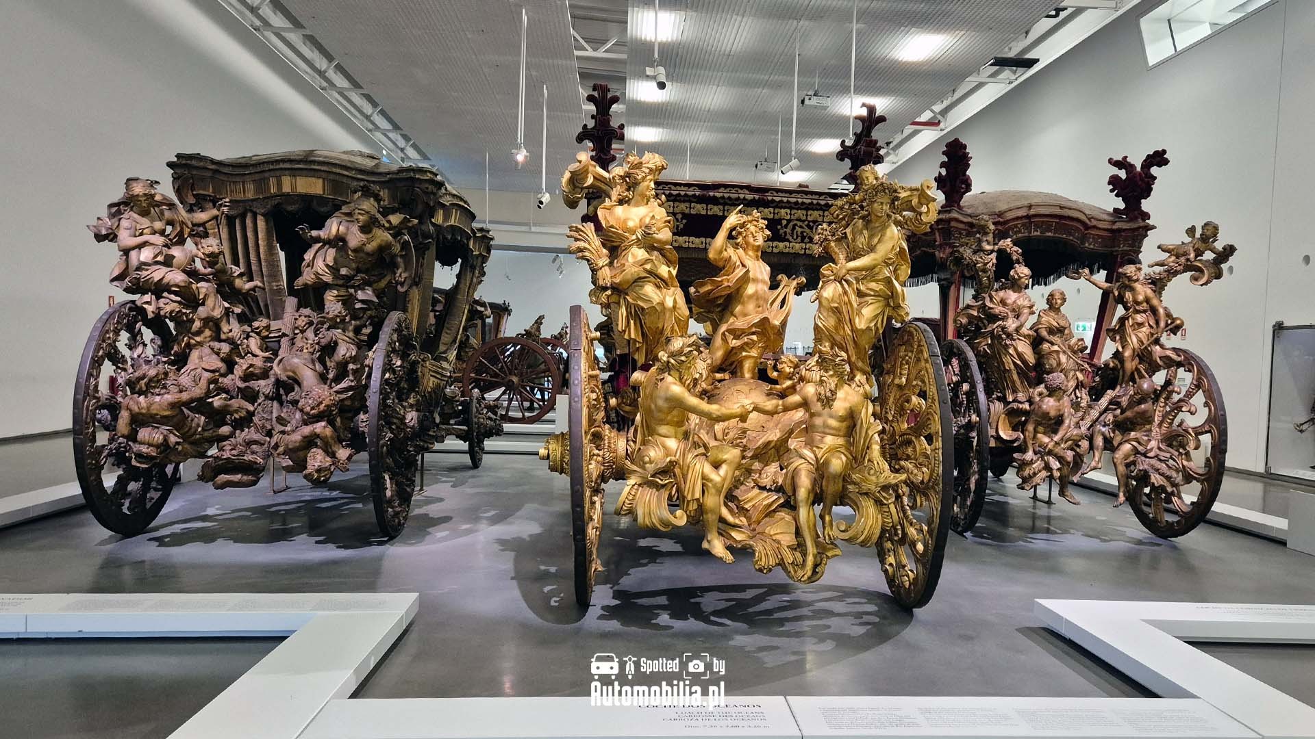 Muzeum powozów w Lizbonie - gdy luksus miał cztery koła i sześć koni