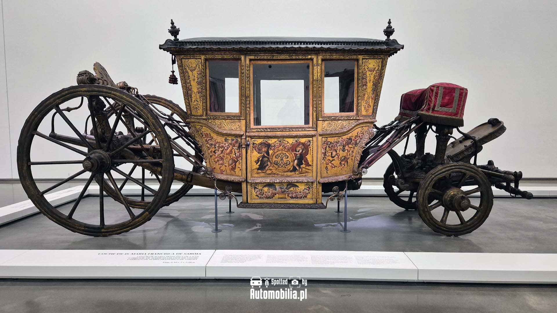 Muzeum powozów w Lizbonie - gdy luksus miał cztery koła i sześć koni