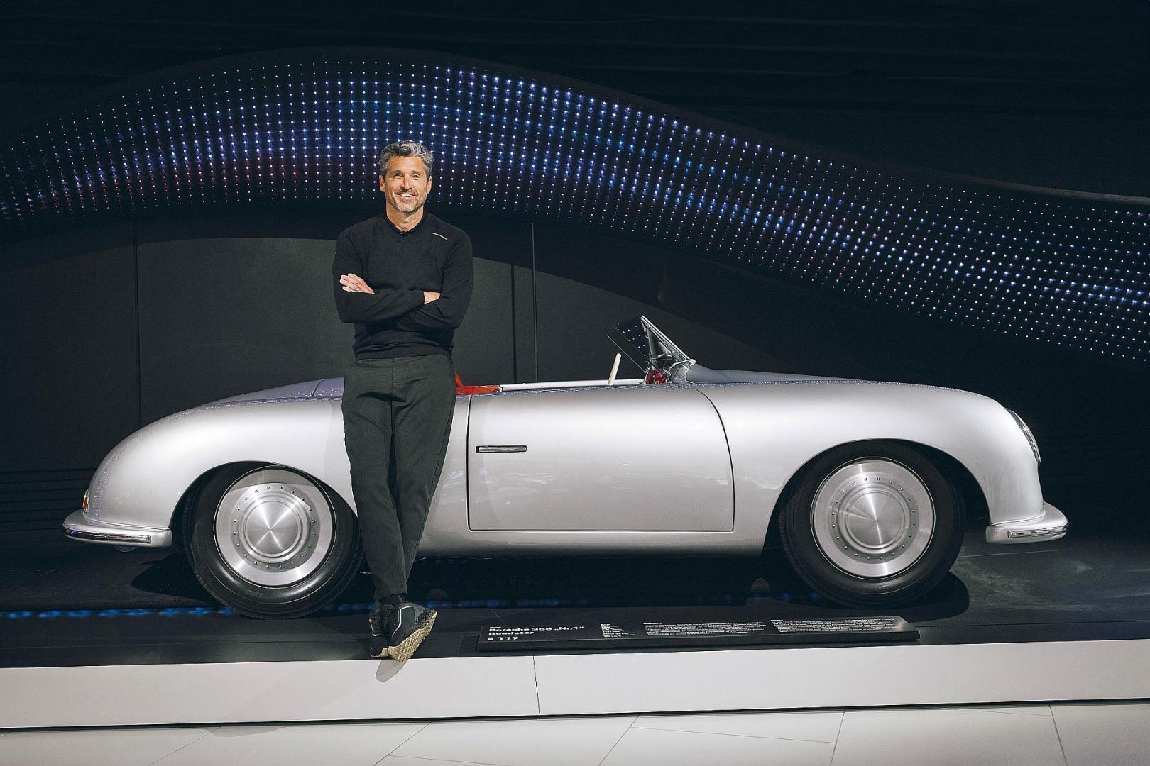 Patrick Dempsey przy Porsche 356 "No. 1" Roadster z 1948 r.