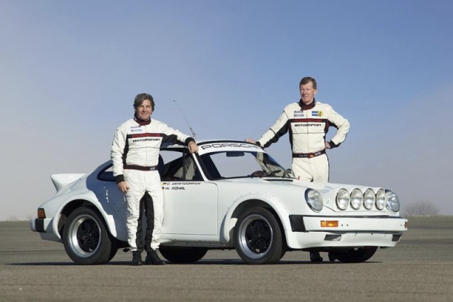 Walter Röhrl i Christian Geistdörfer przy Porsche 911 San Remo