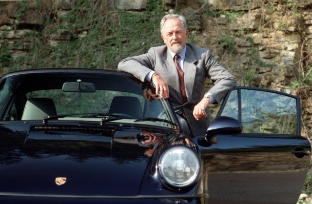 Ferdinand Alexander Porsche oraz Porsche 911 Carrera 2 3,6 Coupé, maj 1992 r.