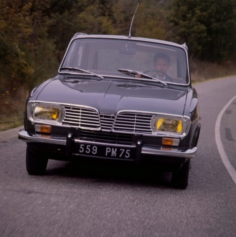 Renault R16