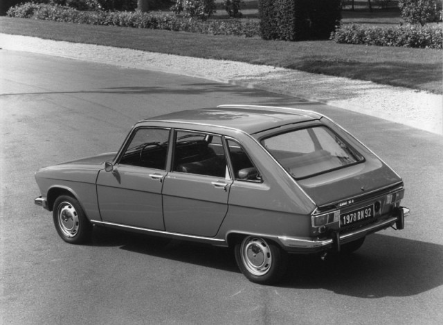Renault R16
