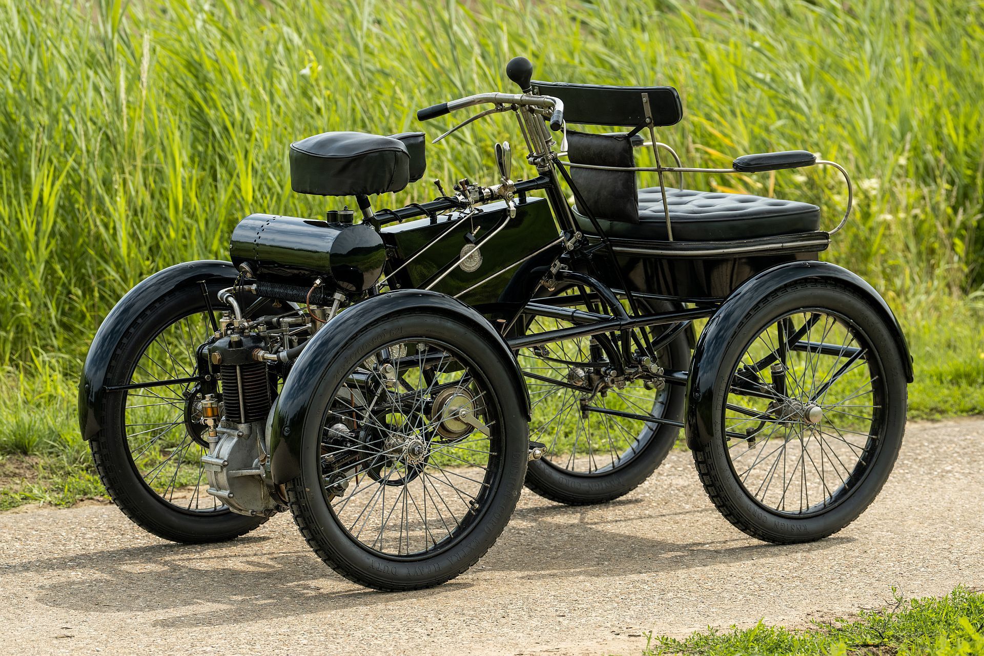 De Dion-Bouton Tricycle z modułem Quadricycle