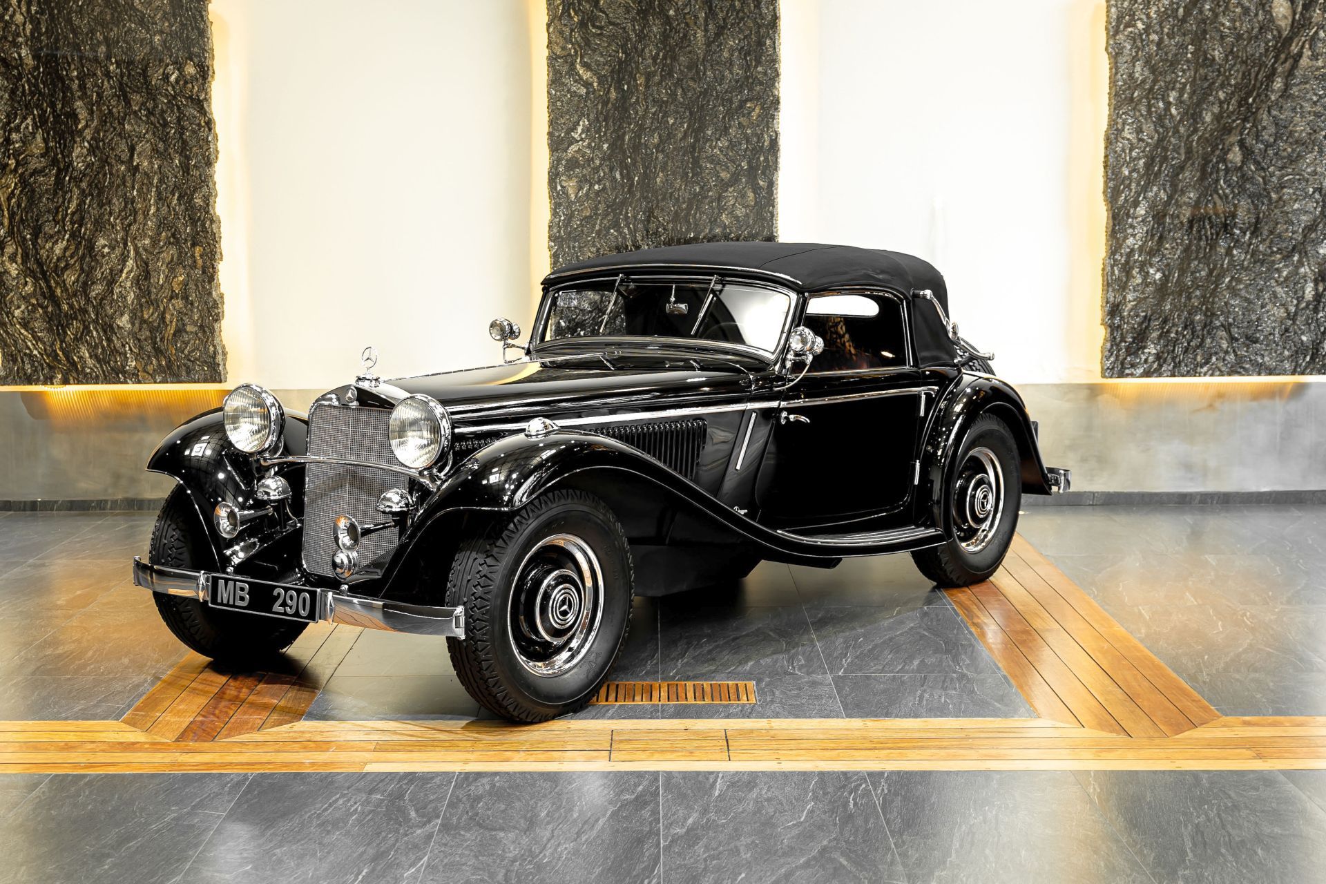 Mercedes-Benz 290 Cabriolet - elegancja, historia i perfekcja w jednym