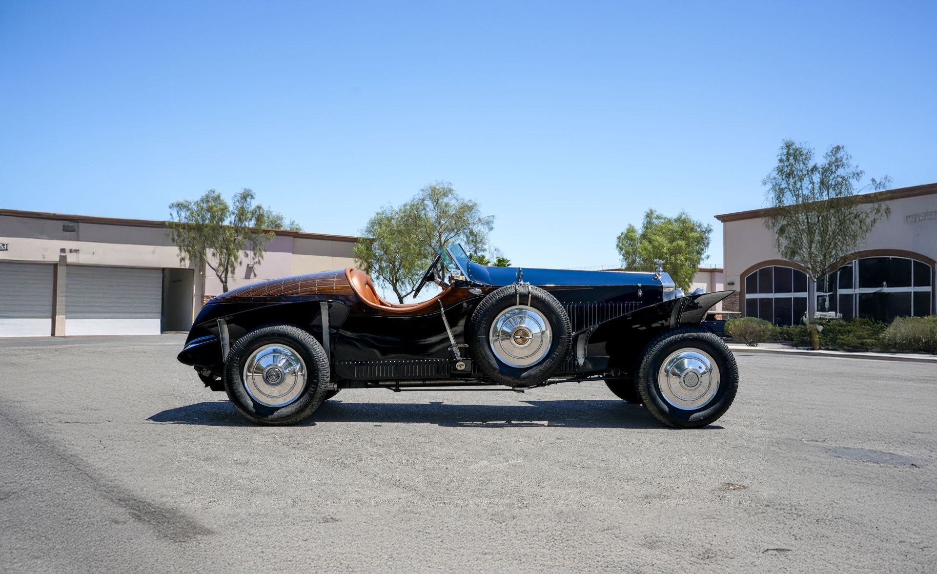 Rolls-Royce 25/30 Boattail Speedster - klasyka z duszą sportowca i bohatera wojennego