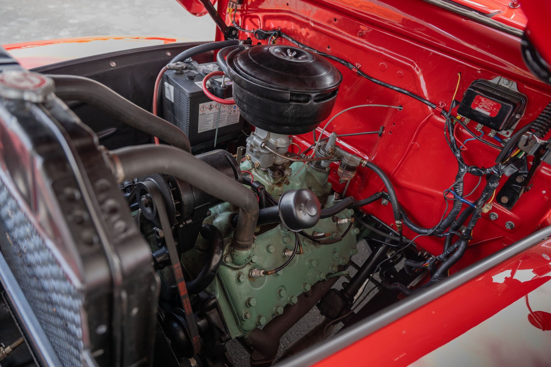 Kultowy Ford F-1 - styl, moc i historia na kołach