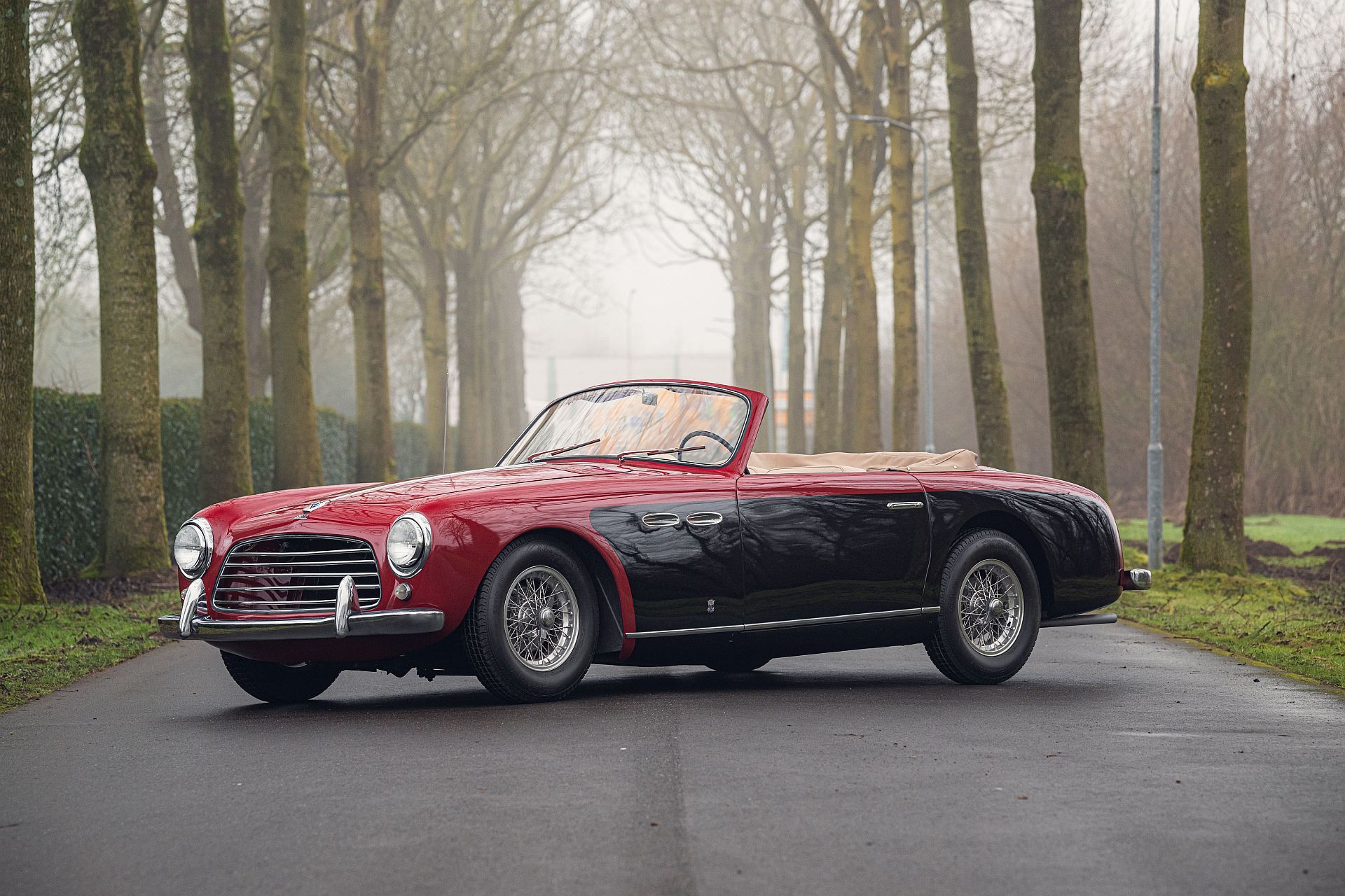 Siata-Ford 208S - włoska finezja spotyka amerykańską moc