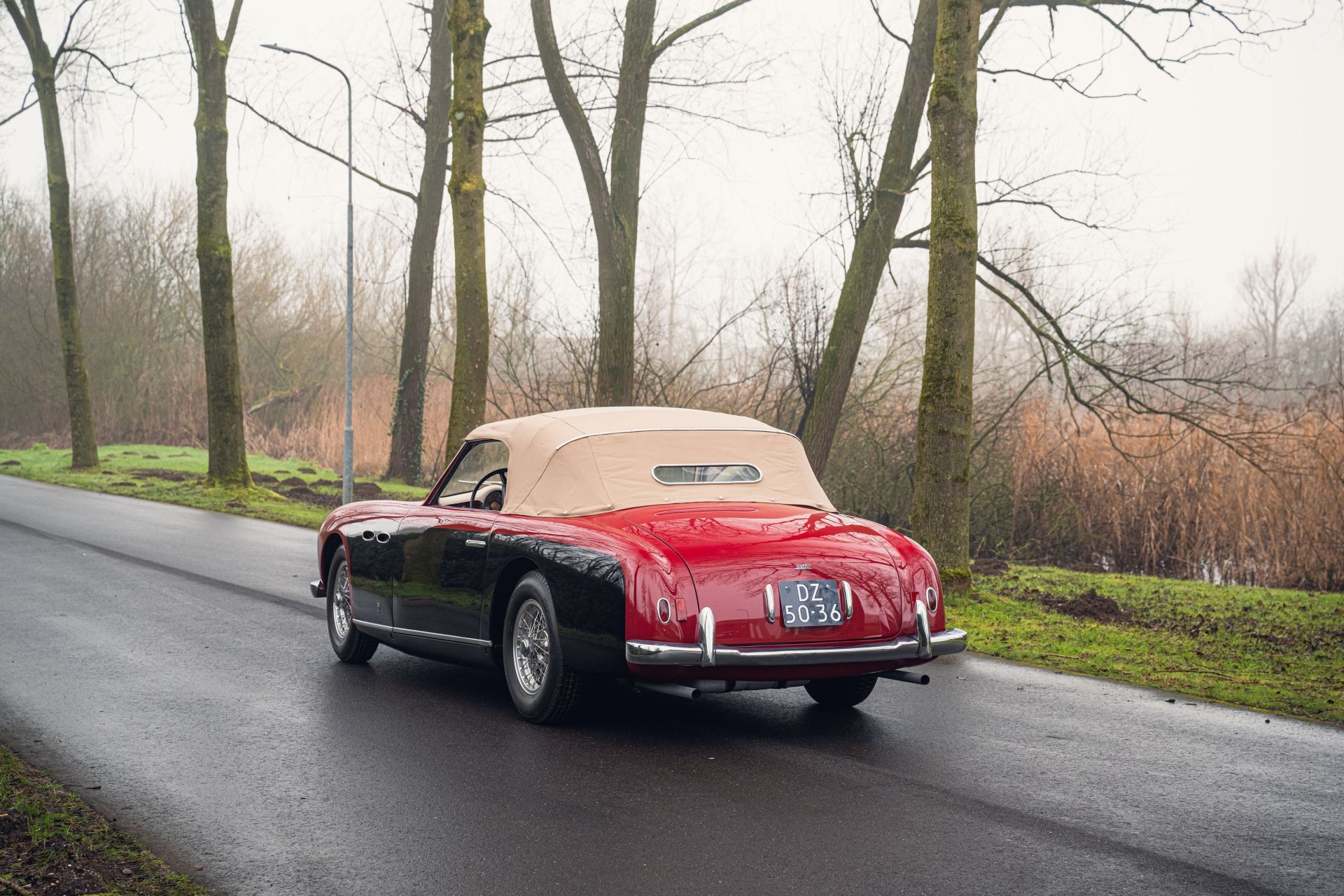 Siata-Ford 208S - włoska finezja spotyka amerykańską moc