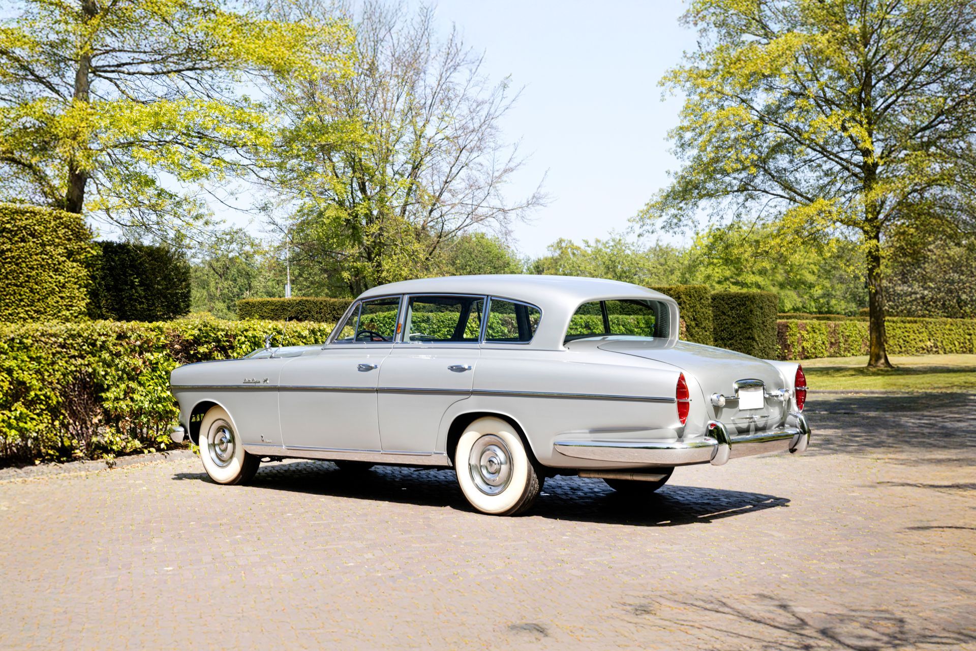 Rolls-Royce Silver Wraith Limousine by Vignale