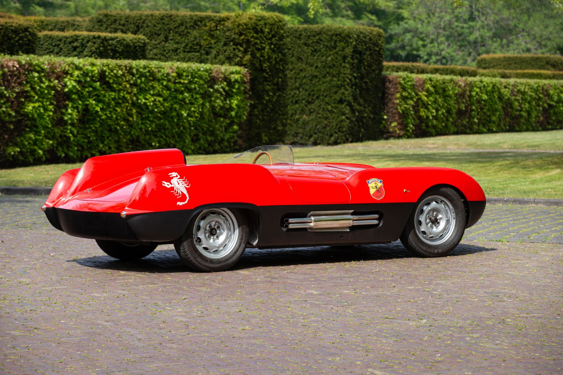 Abarth 207 A Spyder - unikat z duszą wyścigową i włoskim stylem