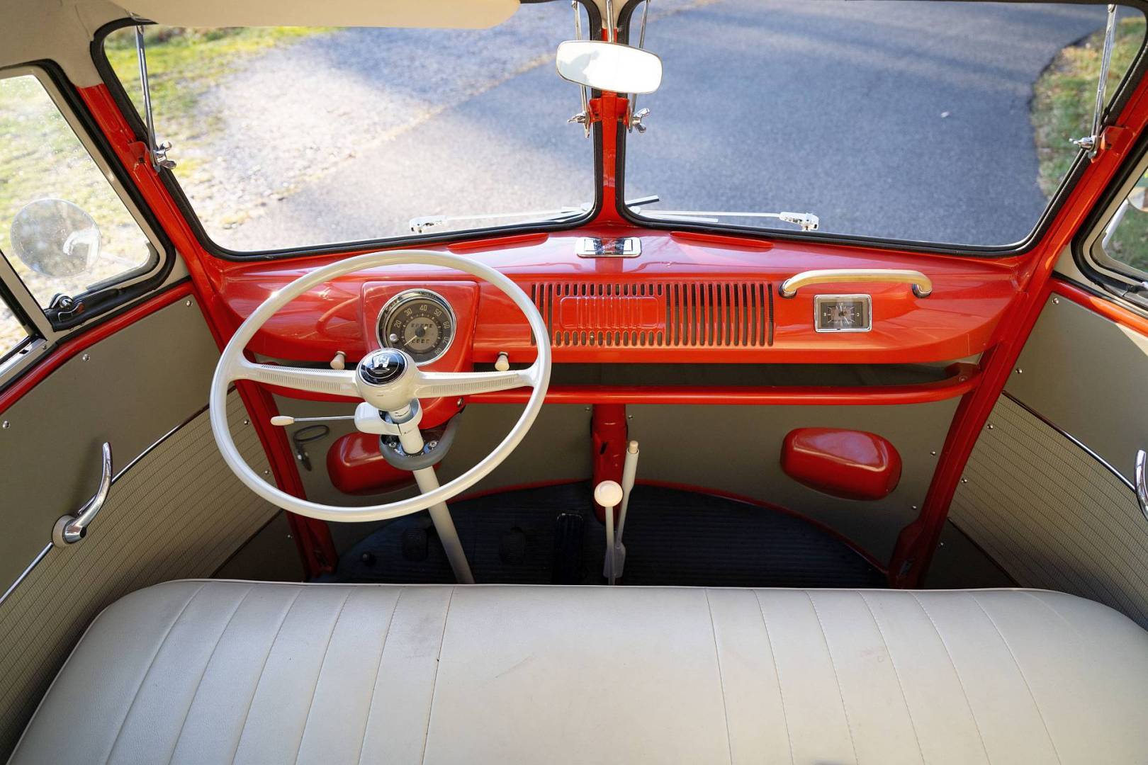 Volkswagen Type 2 Deluxe "23 Window" Microbus