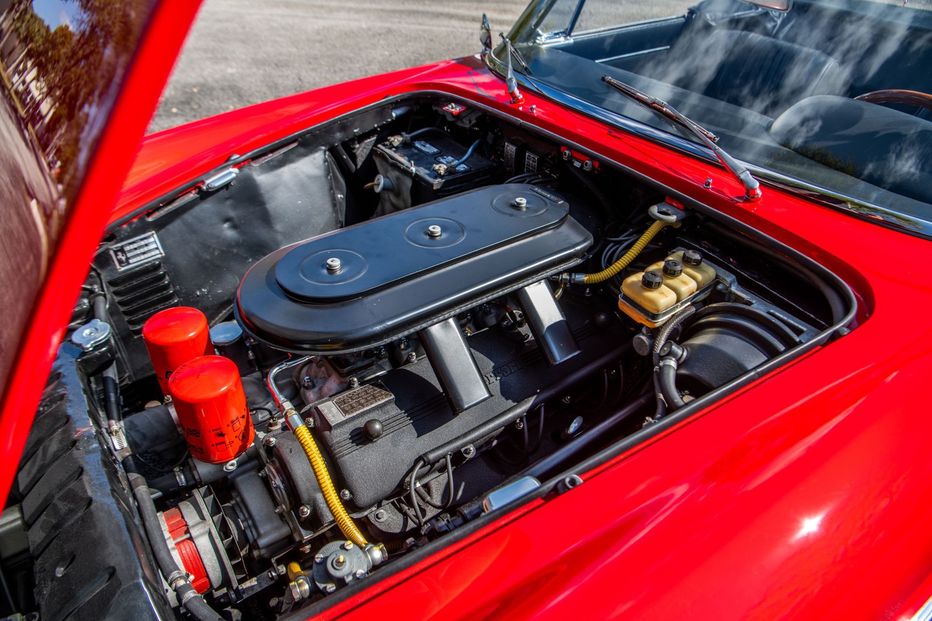 Ferrari 330 GTS by Pininfarina