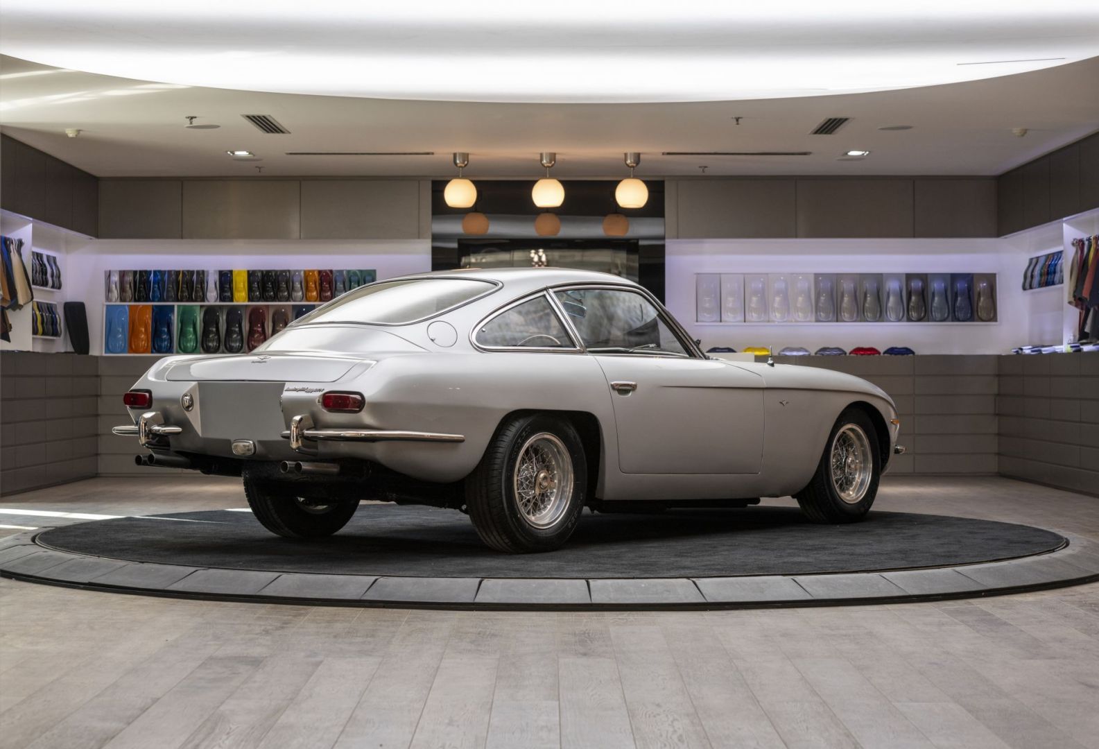 Lamborghini 400 GT 2+2 by Touring