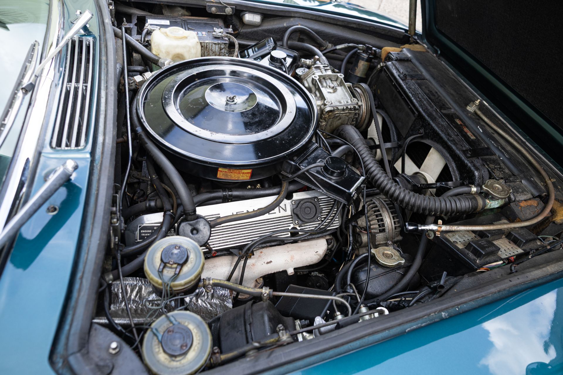 Klasyczny Jensen Interceptor II - brytyjska motoryzacja lat 70.