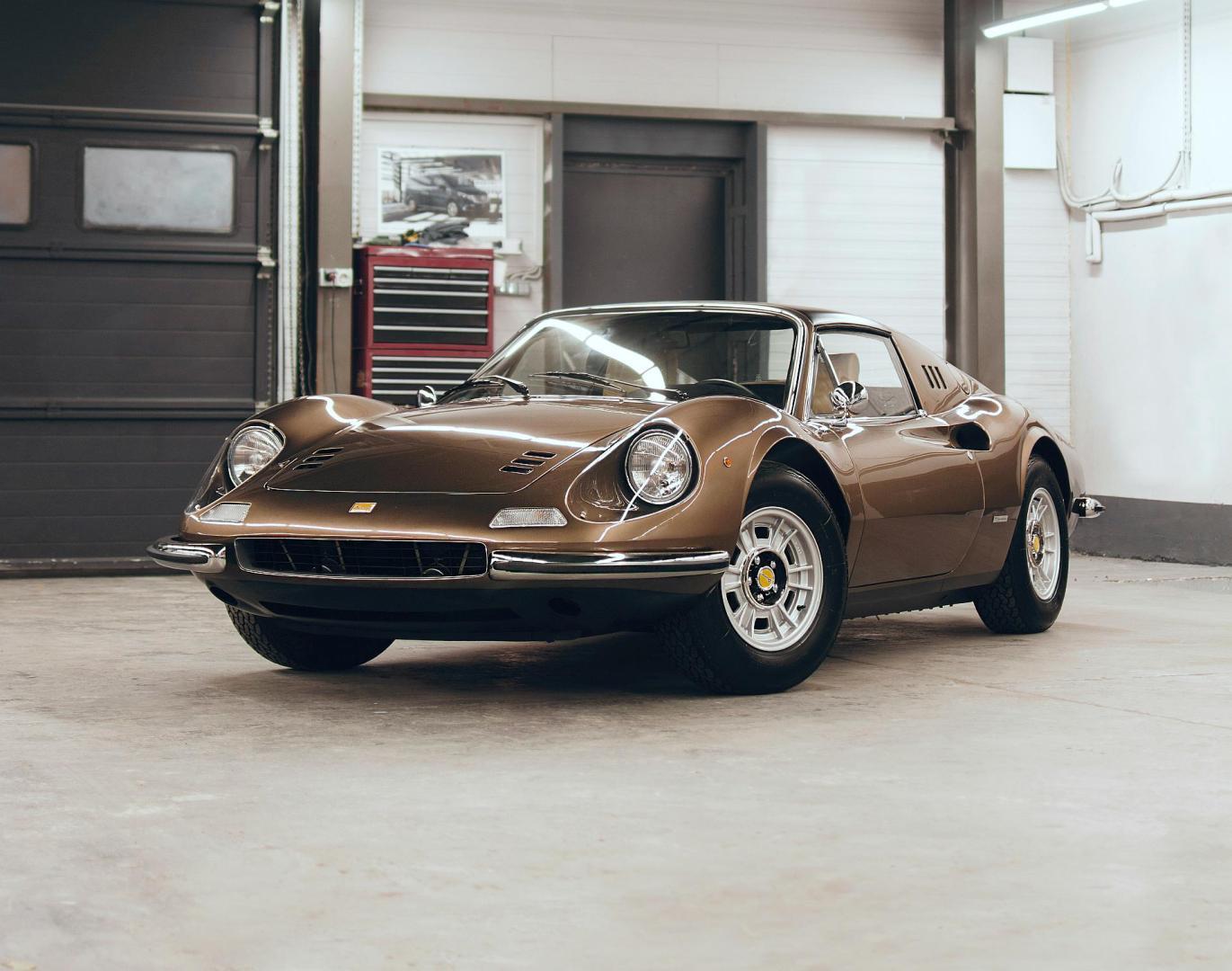 Ferrari Dino 246 GTS by Scaglietti