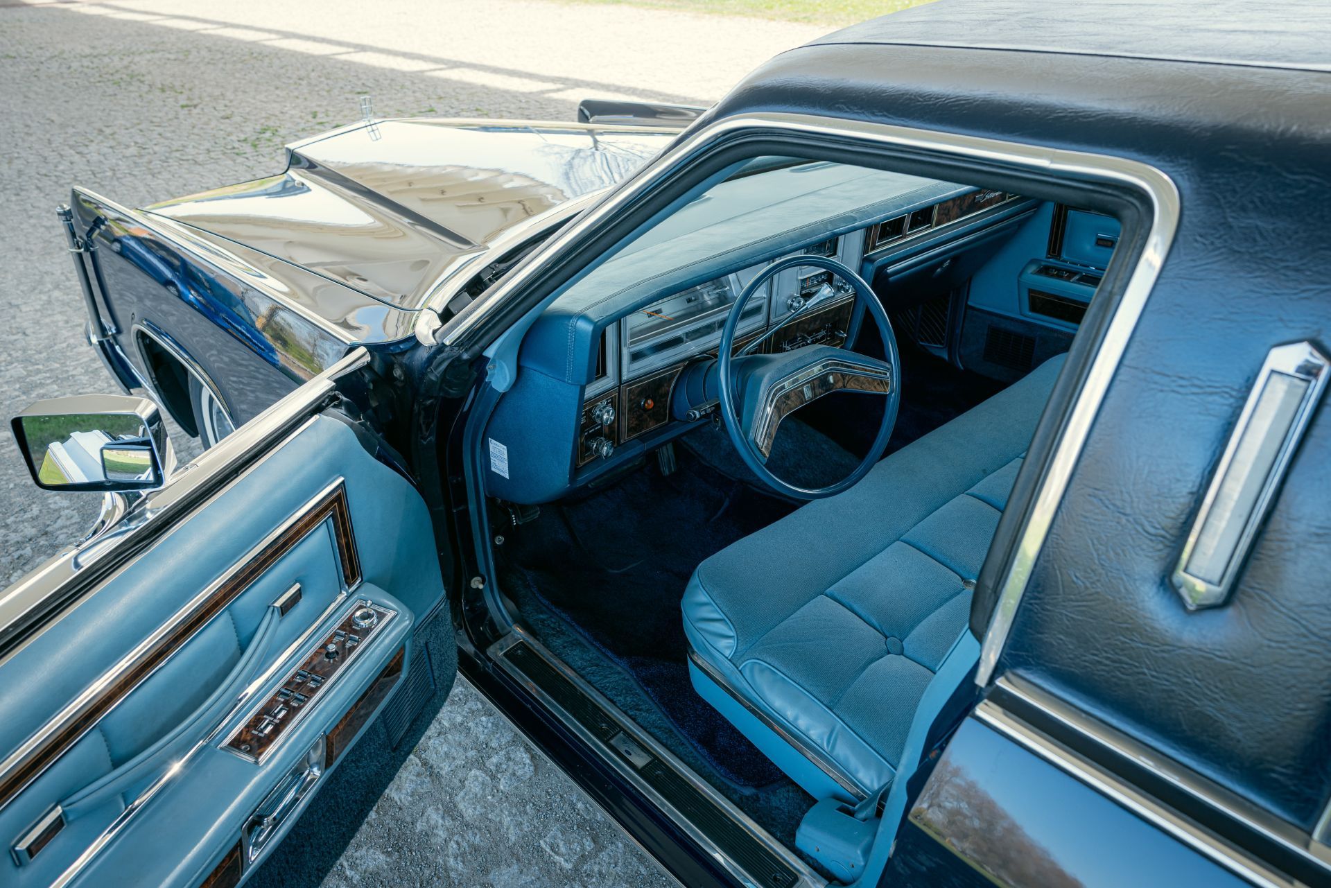 Lincoln Continental Limousine