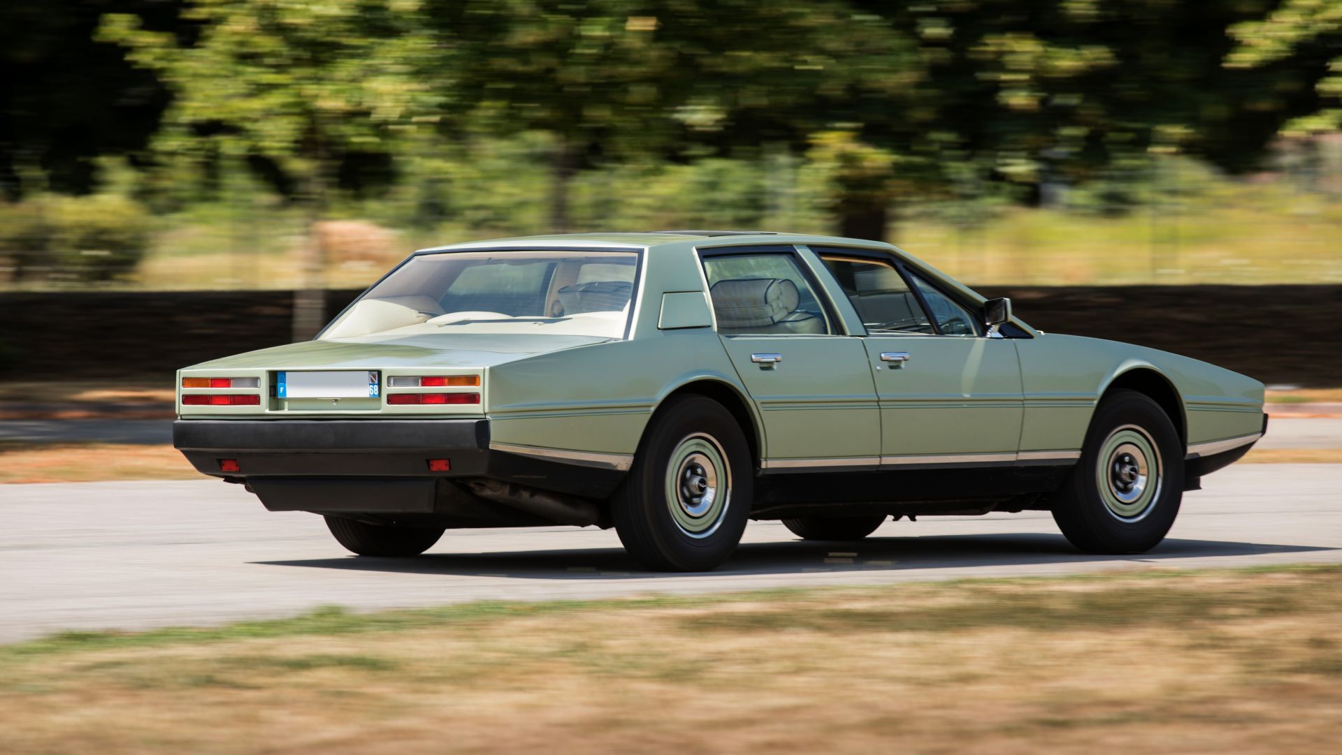 Aston Martin Lagonda