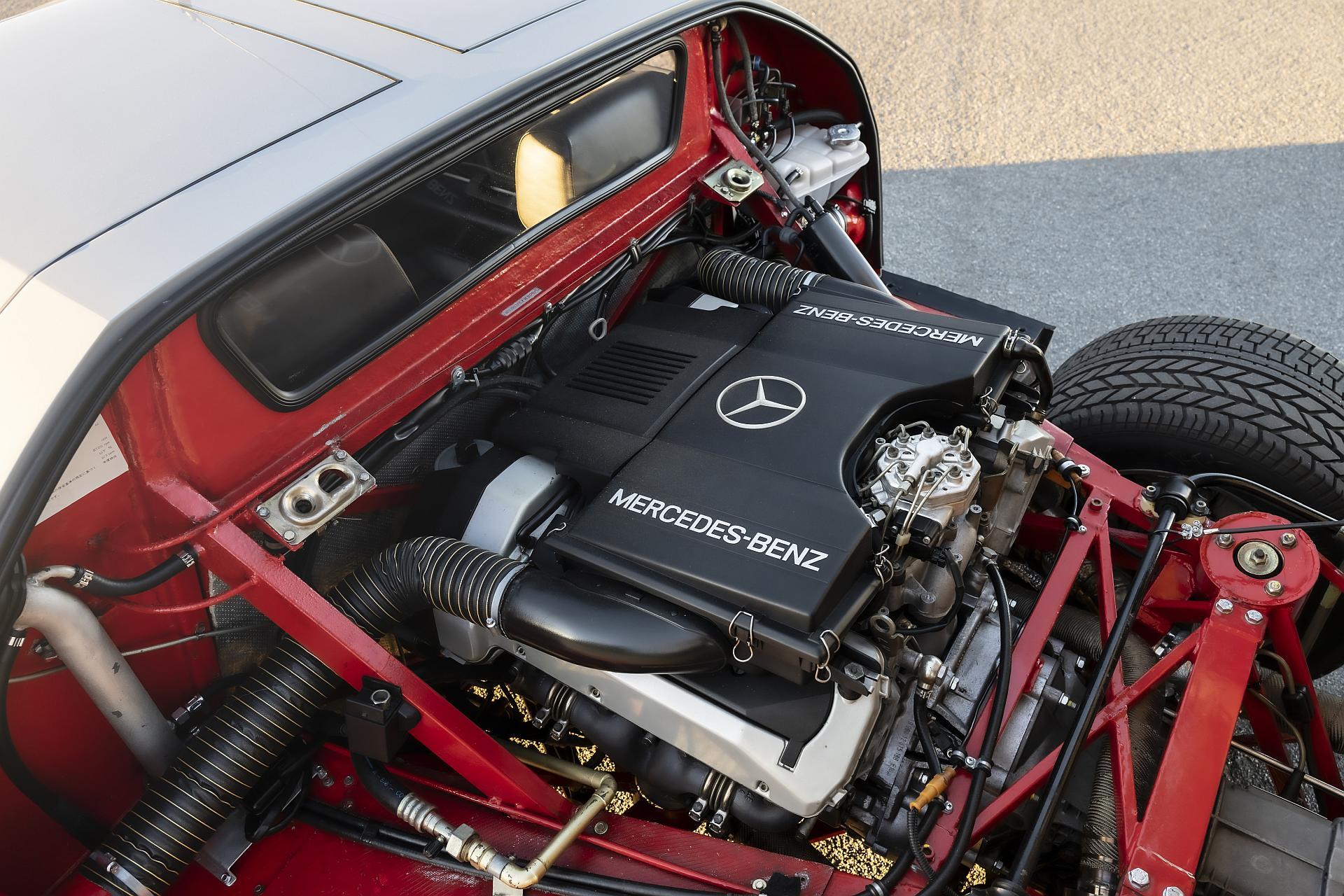 Isdera Imperator 108i - rzadkość, technika i wizja Eberharda Schulza