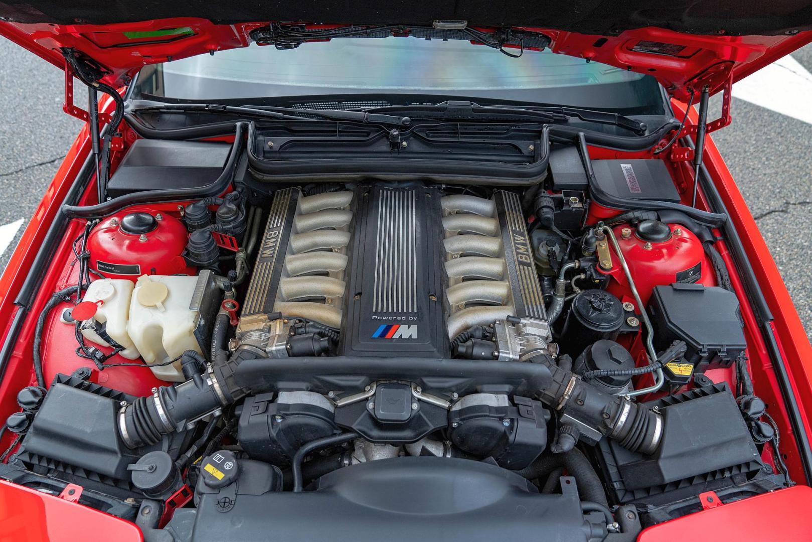 BMW 850 CSi