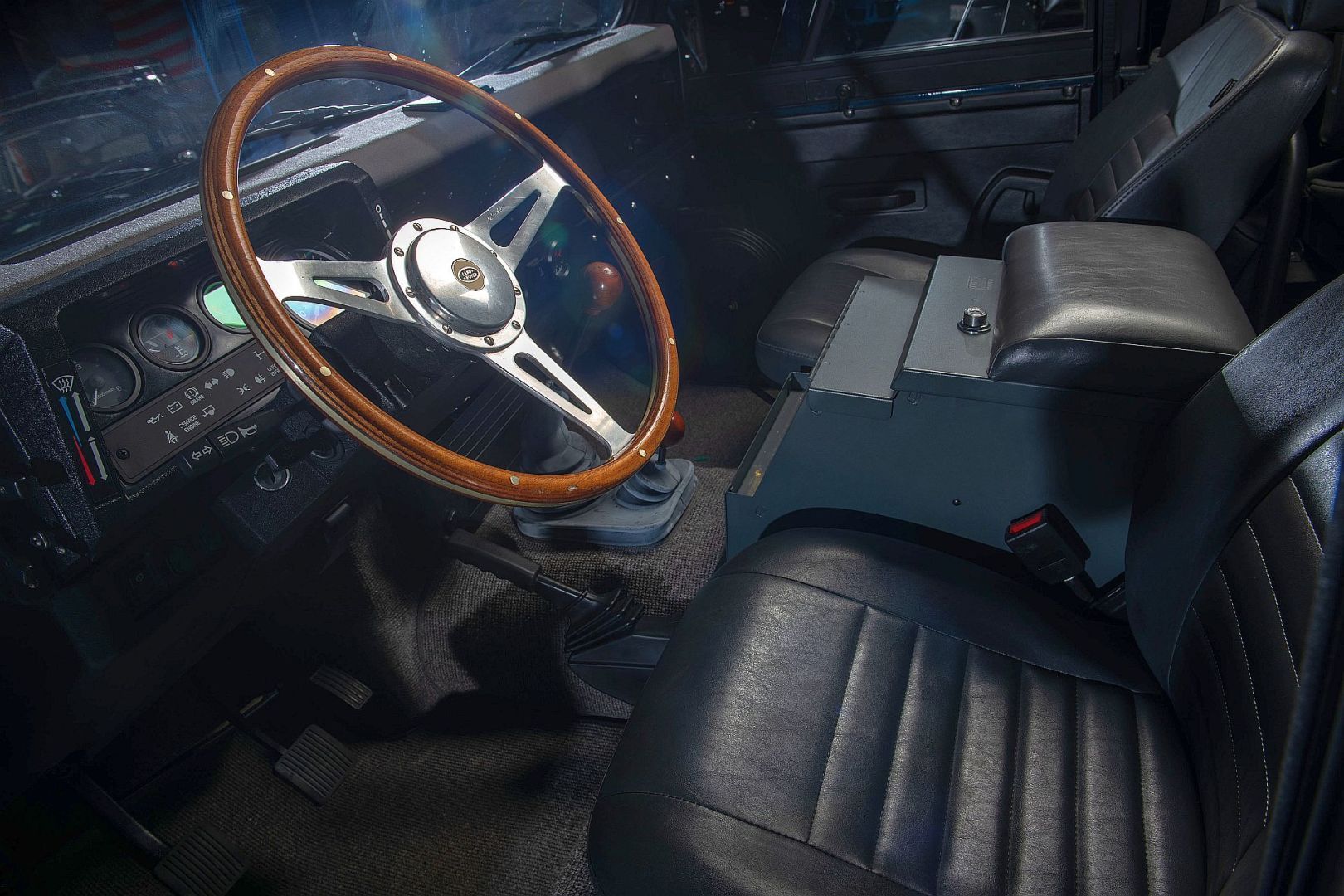 Land Rover NAS Defender 90