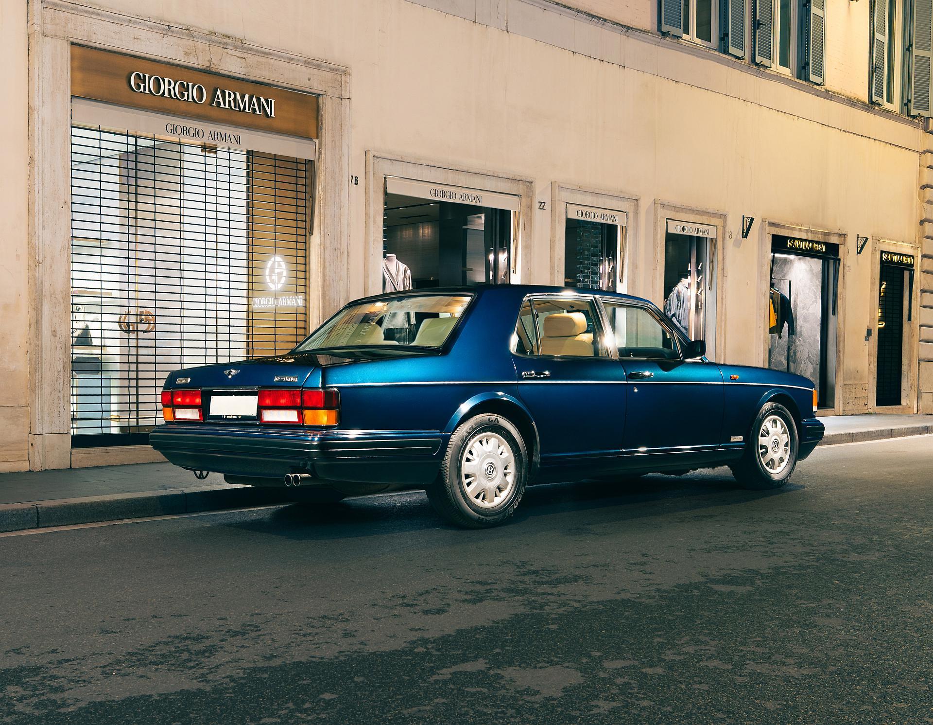 Bentley Brooklands - dyskretna potęga luksusu od Giorgio Armani