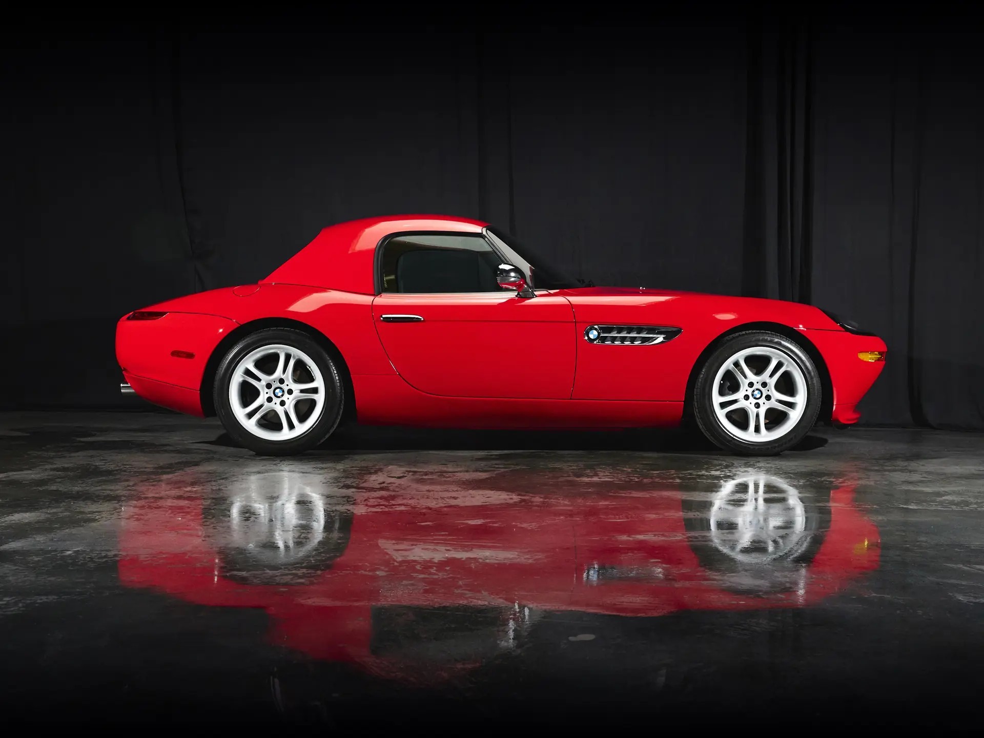 Roadster marzeń - BMW Z8 jako pomost między klasyką a nowoczesnością