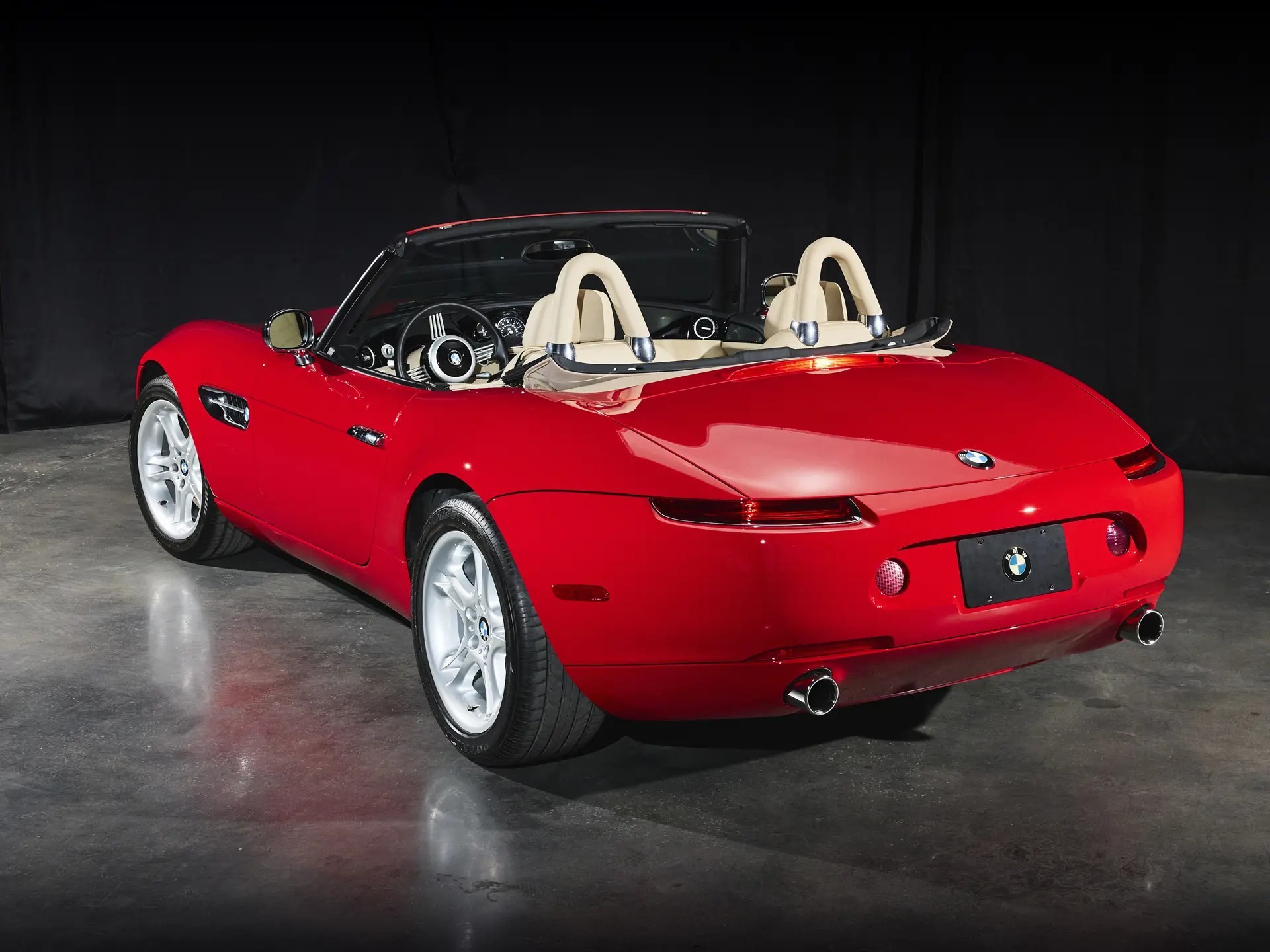 Roadster marzeń - BMW Z8 jako pomost między klasyką a nowoczesnością