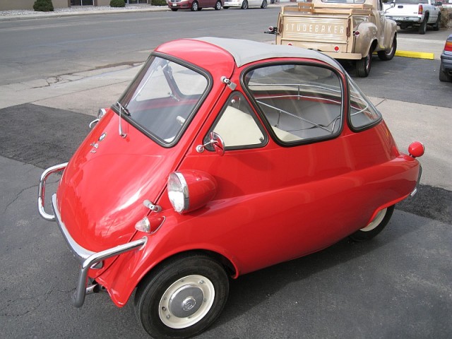 bmw_isetta_300