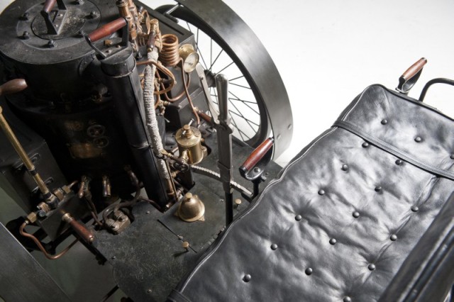 De Dion Bouton Et Trepardoux Dos-A-Dos Steam Runabout