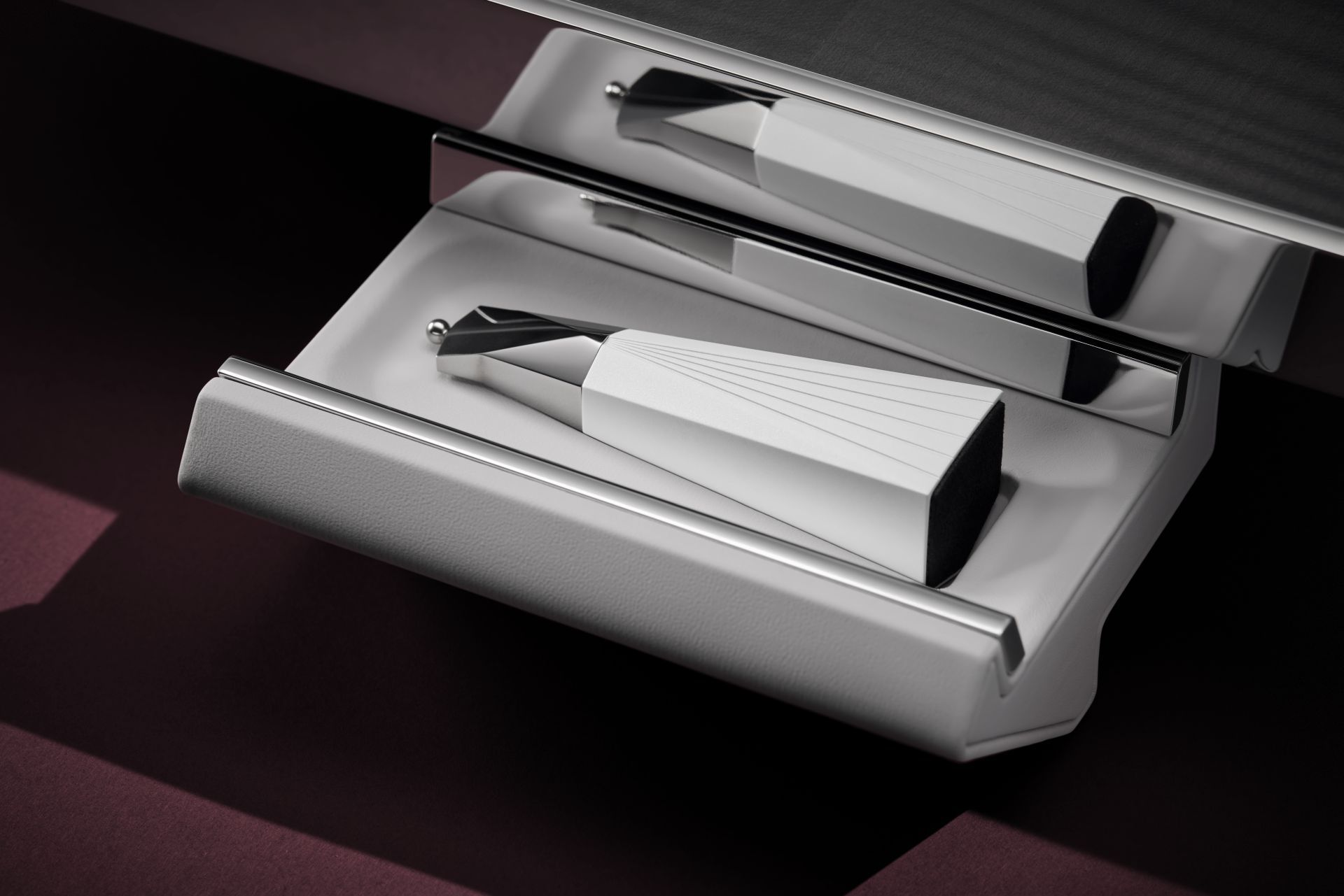 Rolls-Royce prezentuje zestaw szachowy