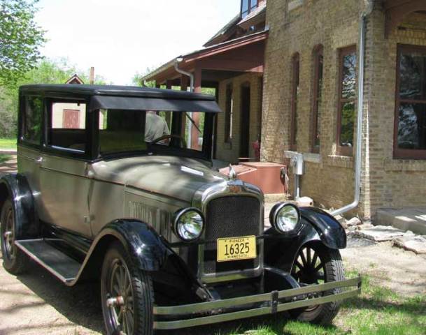 Pontiac Two Door Coach z 1926r.