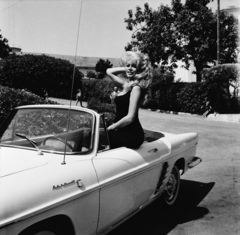 Brigitte Bardot i Renault Floride