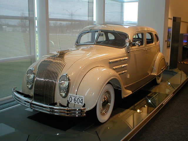 chrysler_airflow_1934