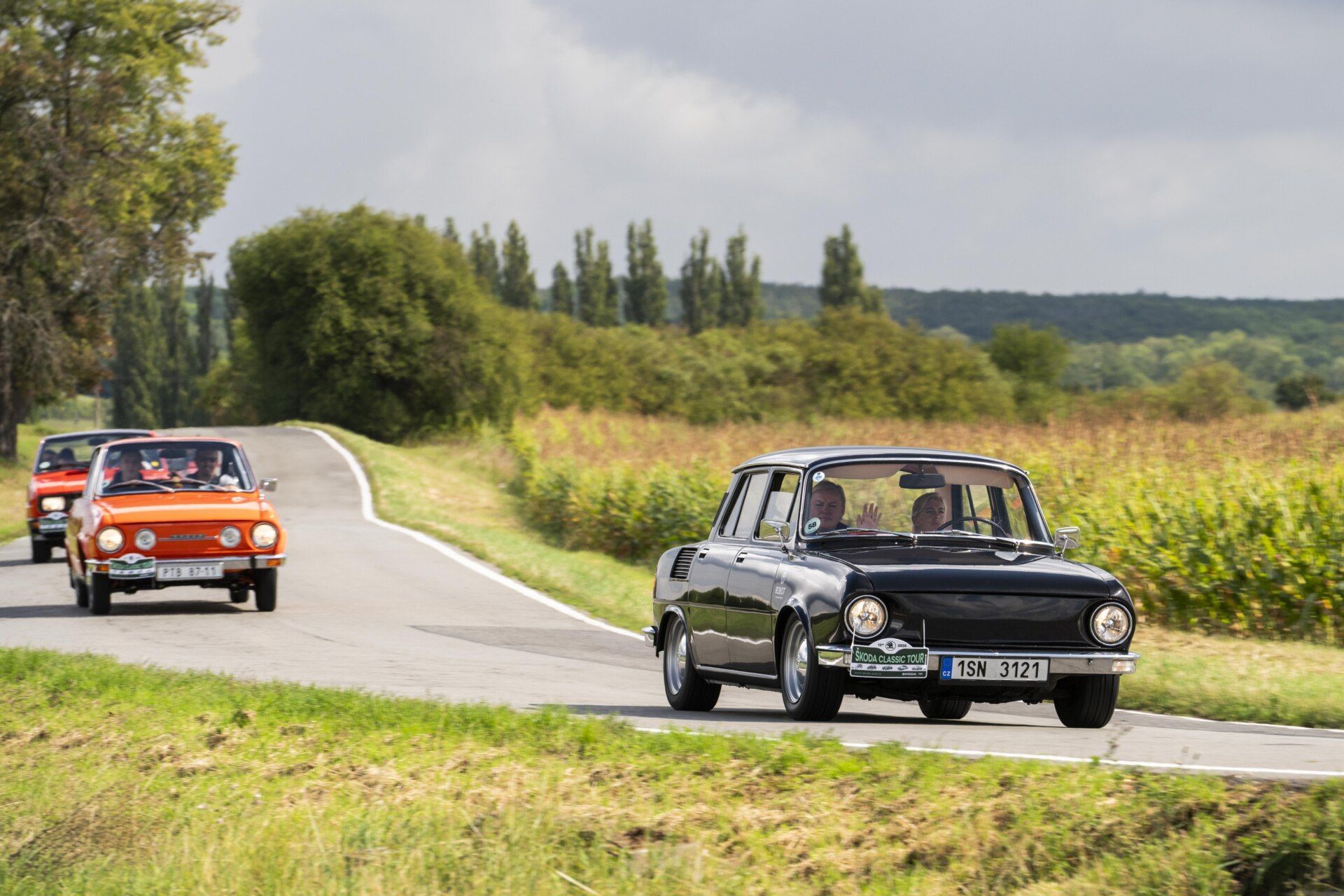 Magia "Škoda Classic Tour 2025" - 207 aut, 140 km i 130 lat tradycji