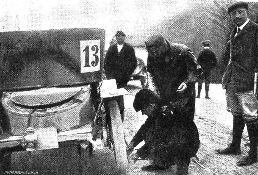 Historyczny debiut z 1906 r. i pierwszy laur samochodowy Václava Klementa