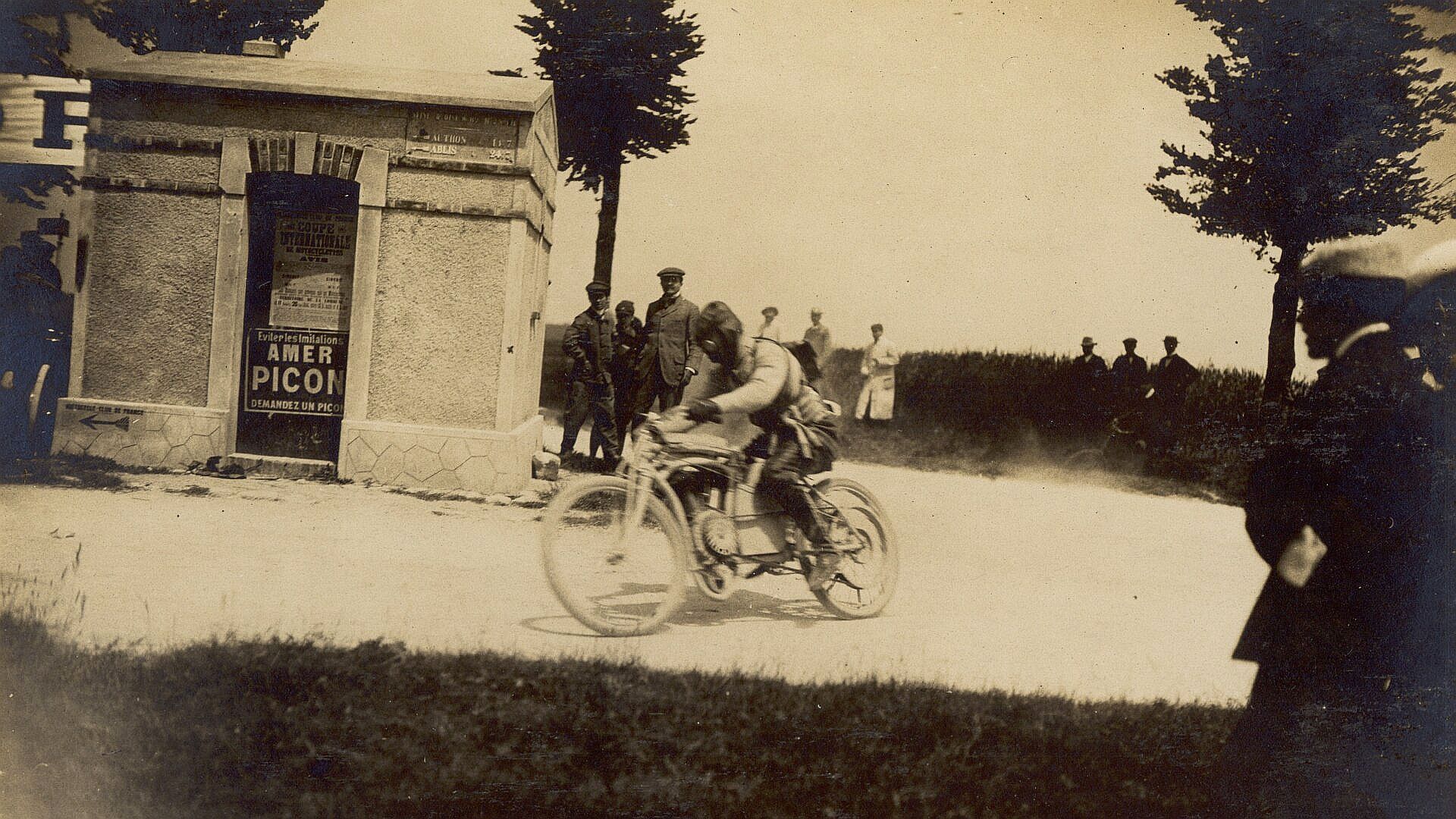 Václav Vondřich - motocyklista, który zapisał się na kartach historii Škody
