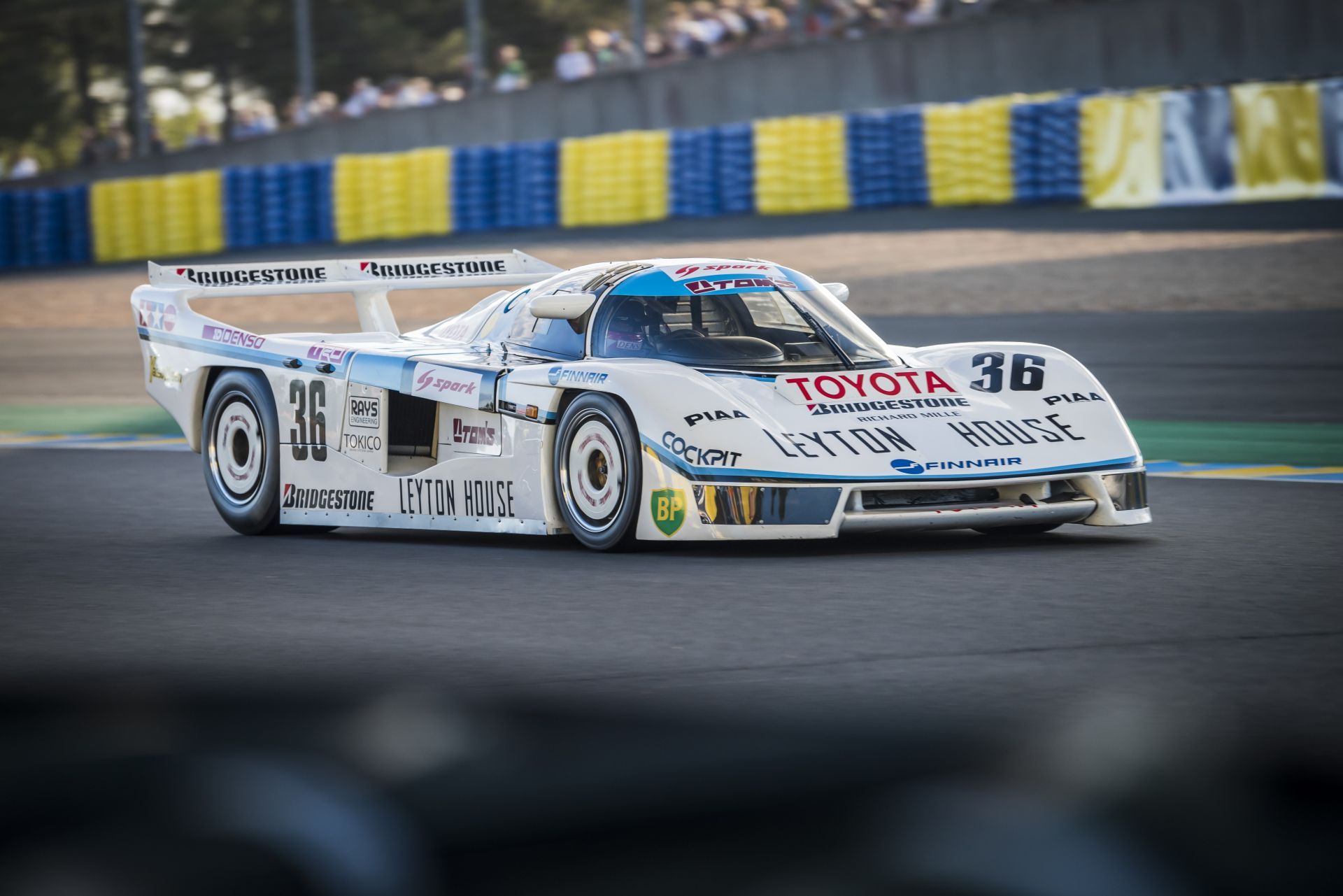Toyota GR010 HYBRID w jubileuszowych barwach na 40-lecie startów marki w Le Mans 24h