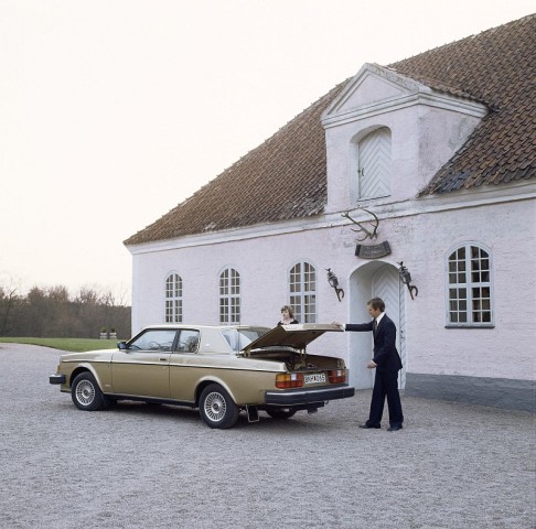 Volvo 262C