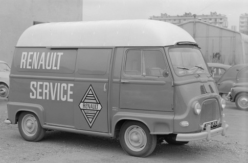 Pół wieku Renault Estafette