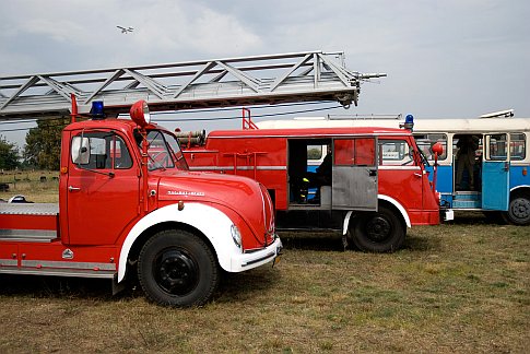 I Zlot Gwiaździsty Pasjonatów Zabytkowej Motoryzacji w Warszawie