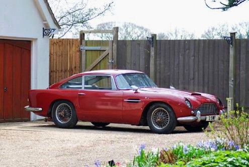 Aston Martin DB4 odnaleziony po 36 latach
