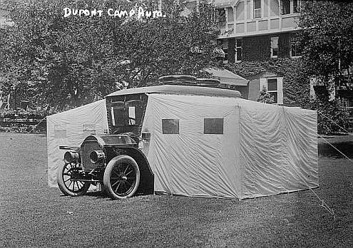 Jeden z pierwszych samochodów kempingowych na świecie – DuPont Camping Auto