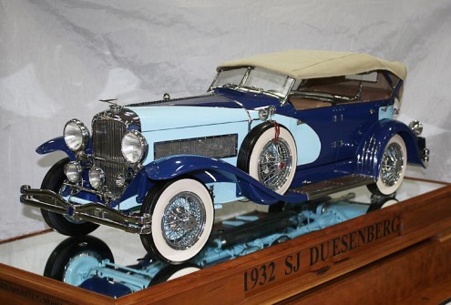 Prawdziwy Duesenberg SJ z 1932 r. w skali 1:6