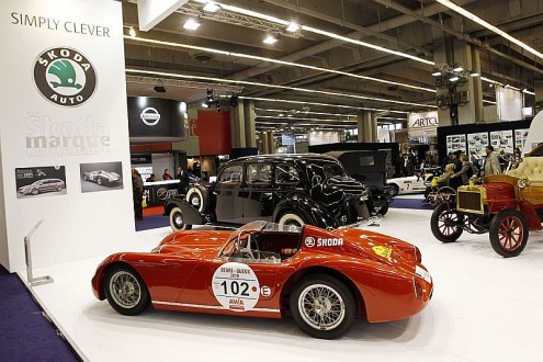Historyczne pojazdy Škody na paryskiej wystawie Retromobile 2011