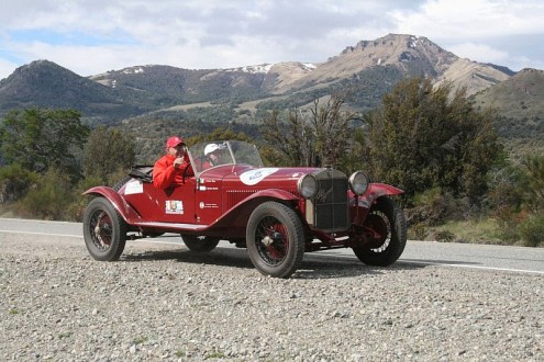 Alfa Romeo w historycznym wyścigu „Mille Miglia 2011”