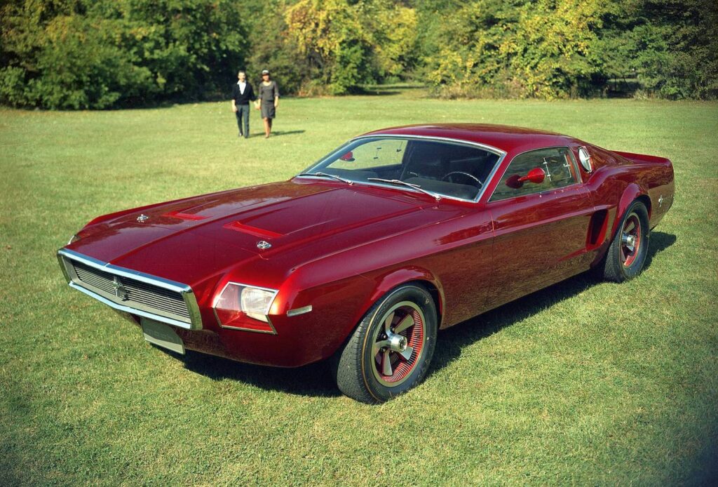 Ford Mustang Mach 1 – agresywny konik