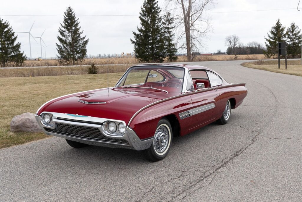 Ford Thunderbird Italien – włoski blask w amerykańskim stylu