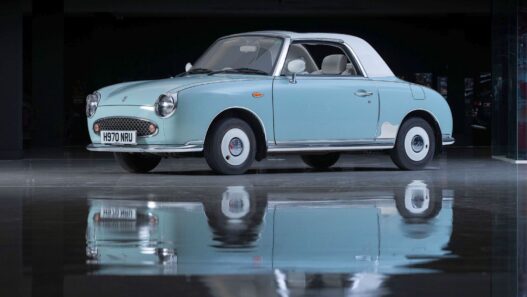 Nissan Figaro