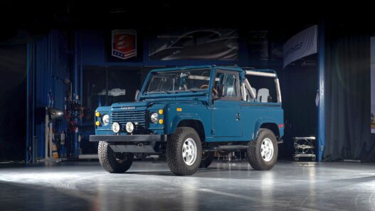 Land Rover NAS Defender 90